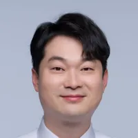 김동아