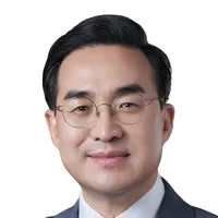 박홍근